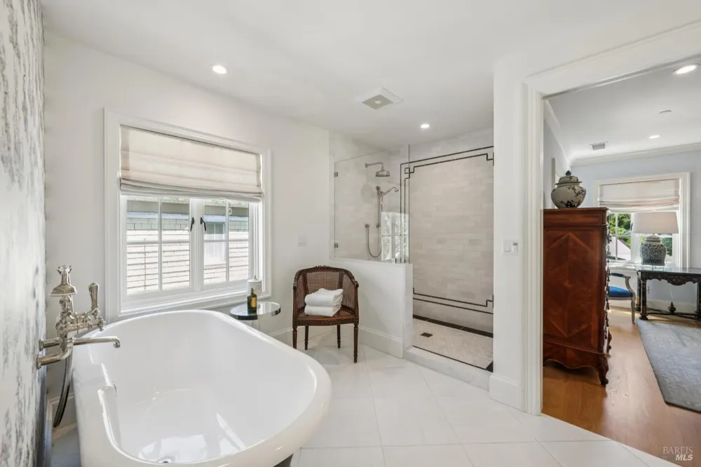 853 D STREET Petaluma, CA 94952