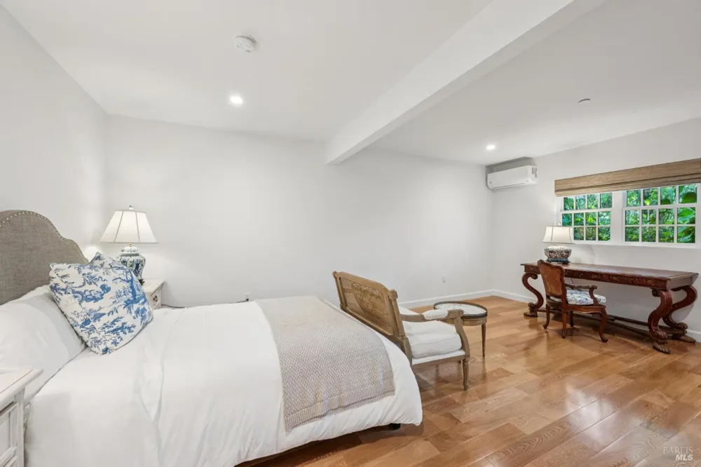 853 D STREET Petaluma, CA 94952