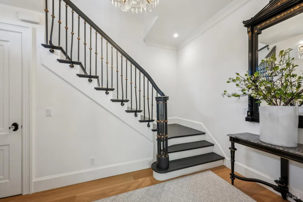 853 D STREET Petaluma, CA 94952