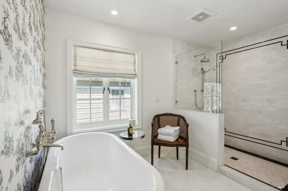 853 D STREET Petaluma, CA 94952