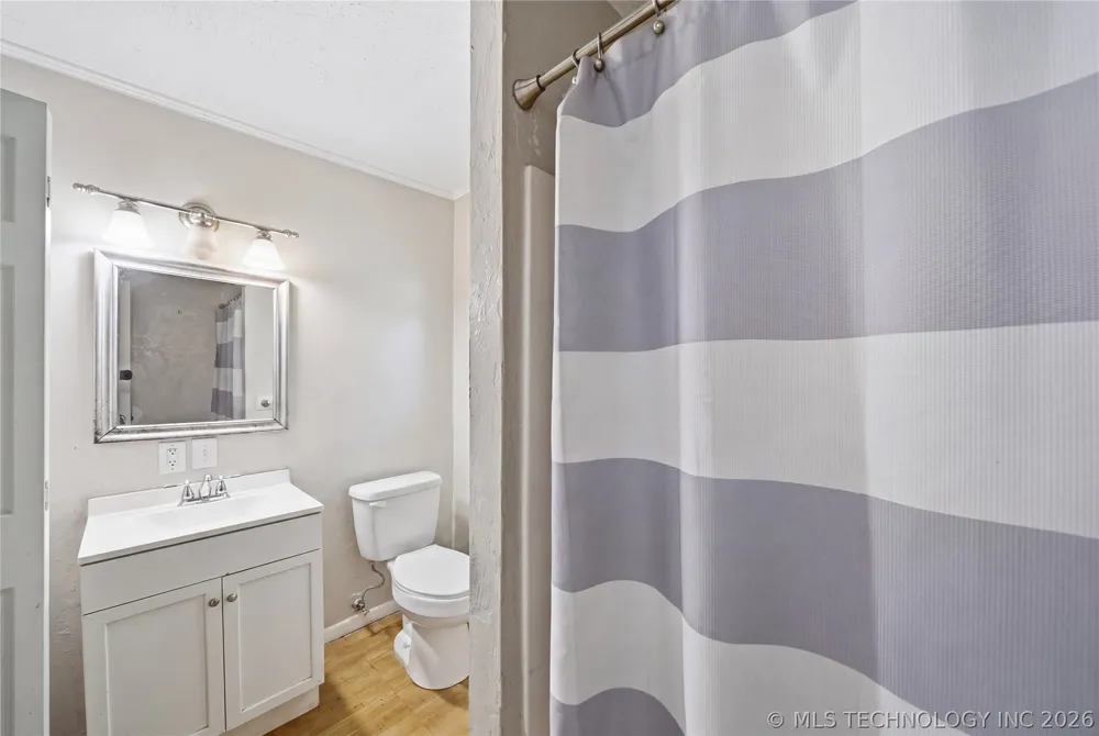 117 E Kiowa Street Hunter, OK 74640