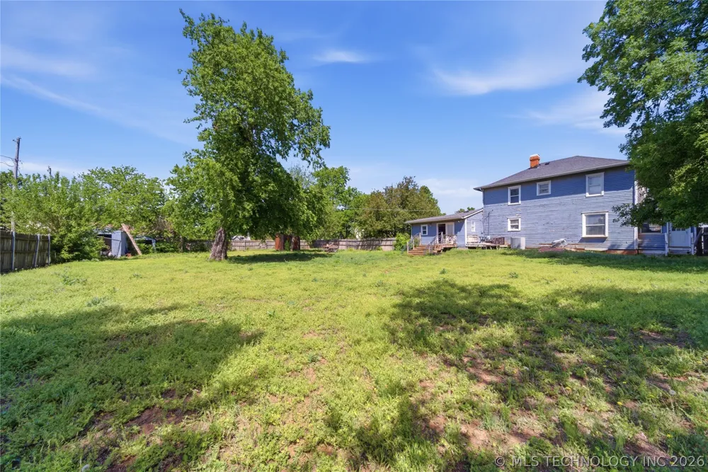 117 E Kiowa Street Hunter, OK 74640