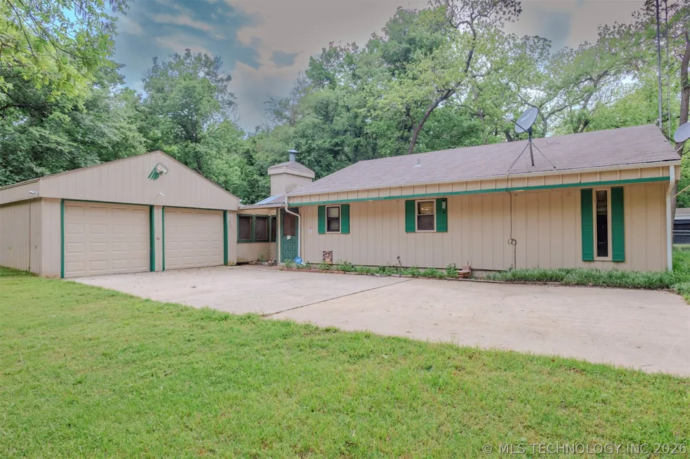 5 Simpson Road Burneyville, OK 73430