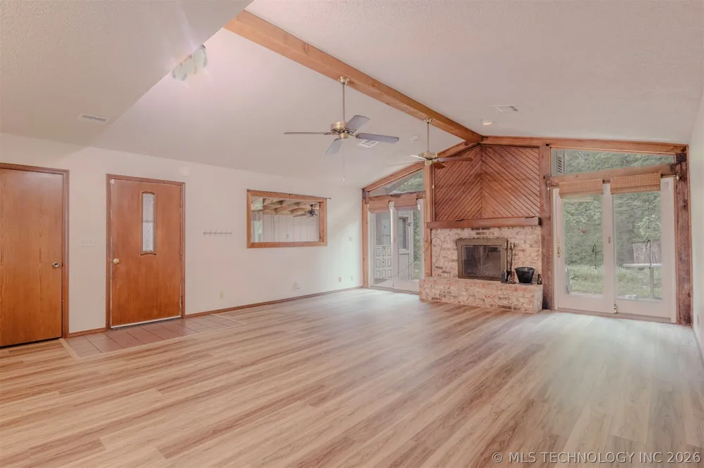 5 Simpson Road Burneyville, OK 73430