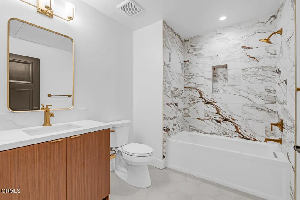 139 S Oak Knoll Avenue #101 Pasadena, CA 91101
