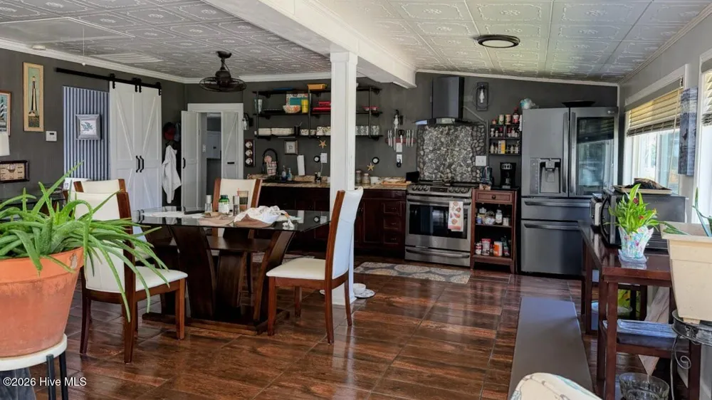 158 Boss Hog Avenue Belhaven, NC 27810