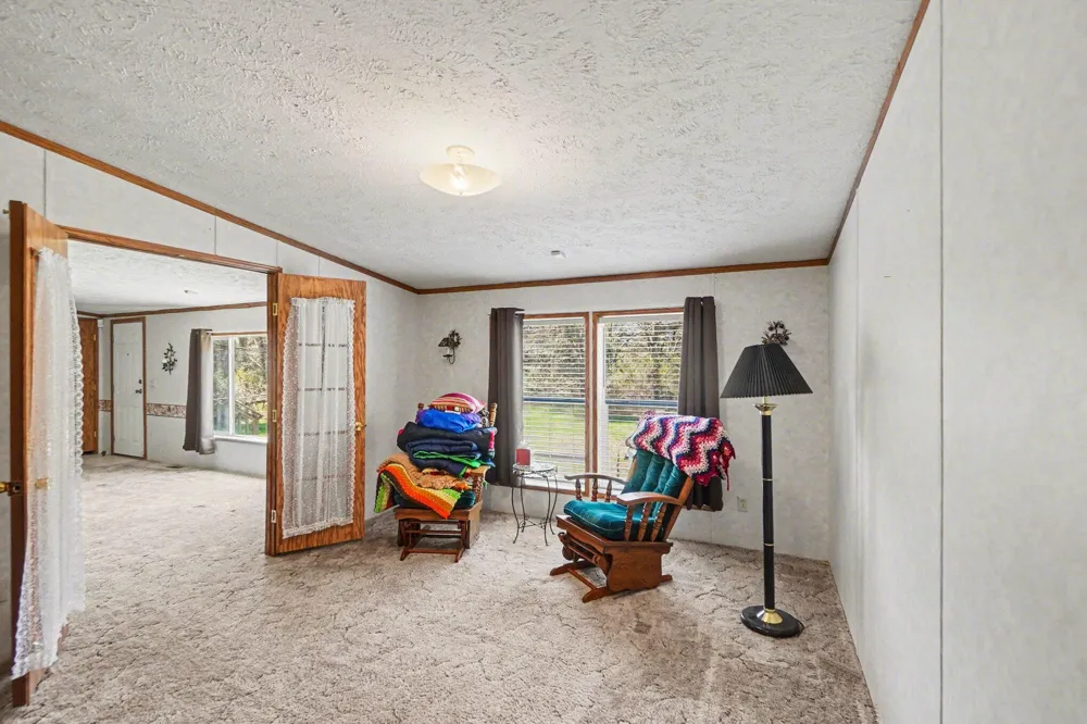 20240 10th Avenue Barryton, MI 49305