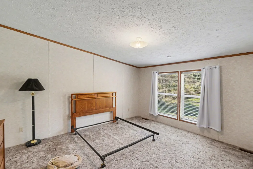 20240 10th Avenue Barryton, MI 49305