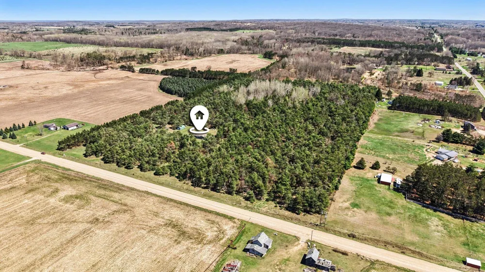 20240 10th Avenue Barryton, MI 49305