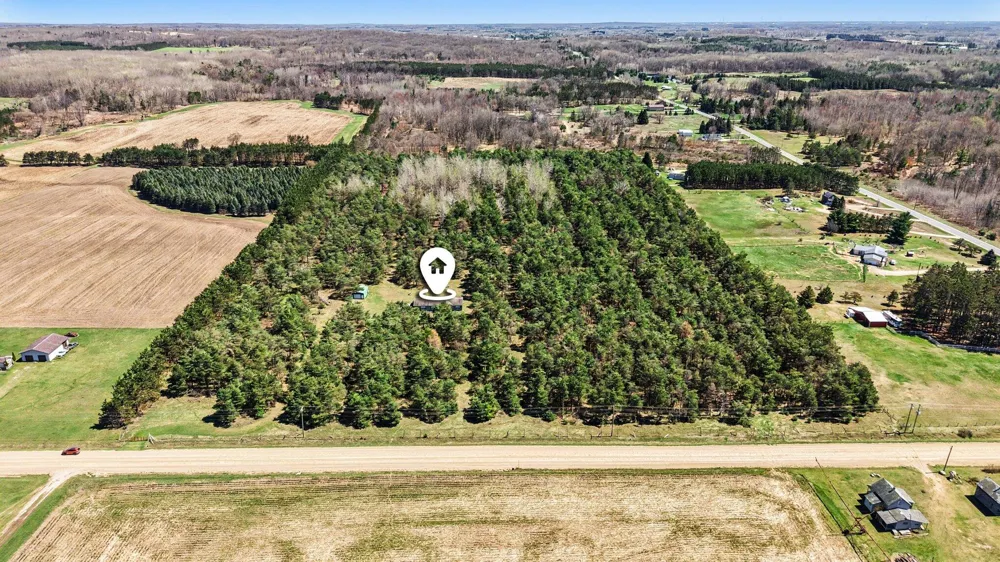 20240 10th Avenue Barryton, MI 49305