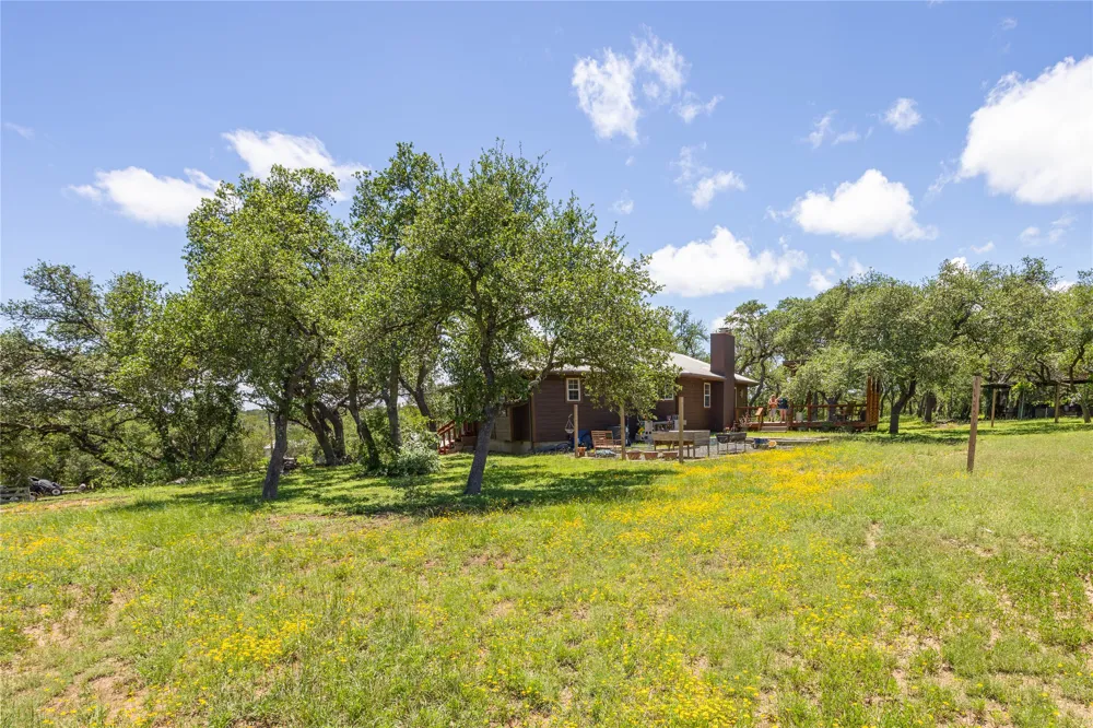 1645 Agarita Drive Fischer, TX 78623