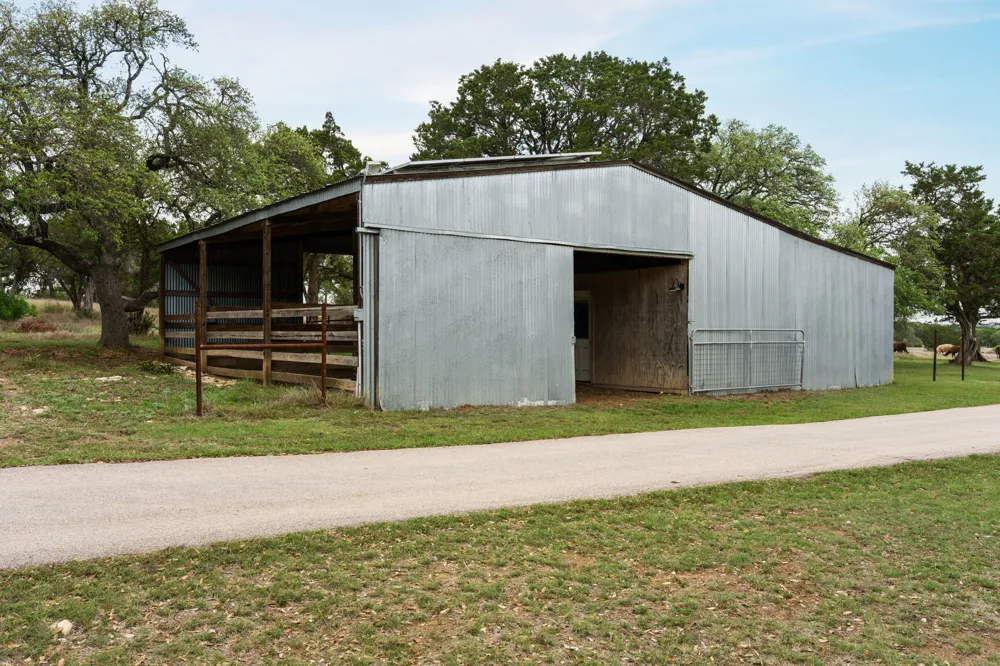 3409 Gatlin Creek Road Dripping Springs, TX 78620