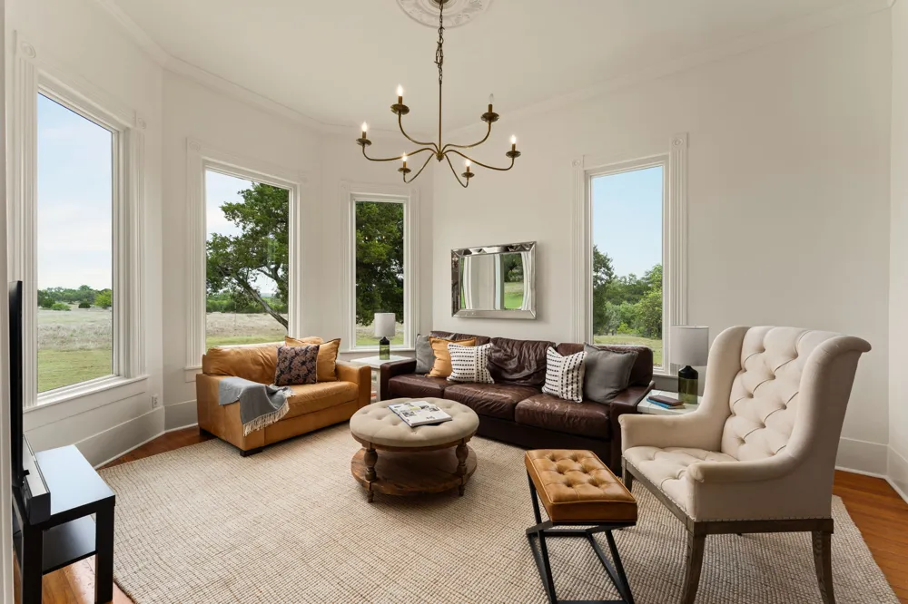 3409 Gatlin Creek Road Dripping Springs, TX 78620