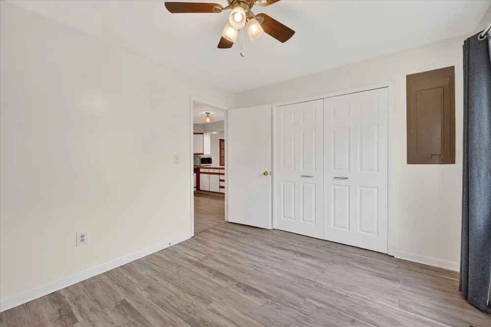 385 Hollywood Drive Saline, MI 48176