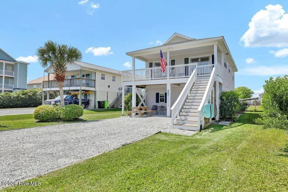 8007 8th Street Surf City, NC 28445