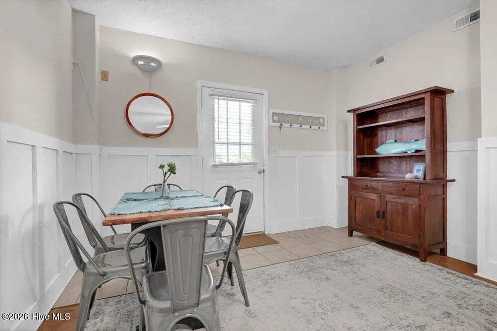 8007 8th Street Surf City, NC 28445