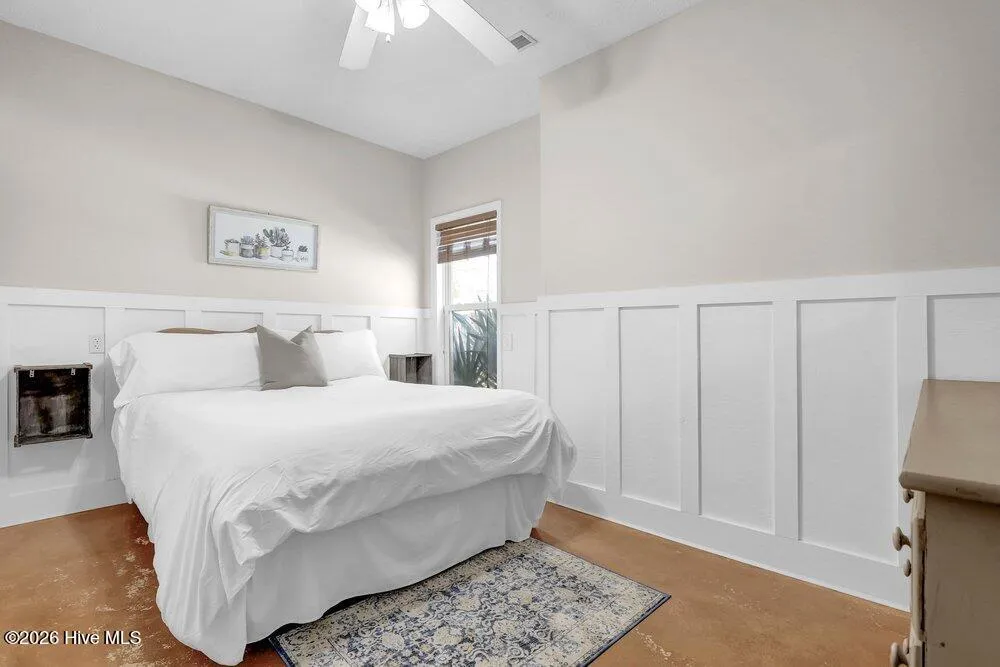8007 8th Street Surf City, NC 28445