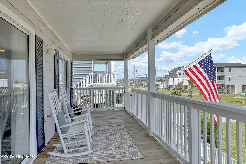 8007 8th Street Surf City, NC 28445