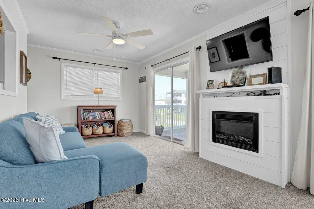 8007 8th Street Surf City, NC 28445