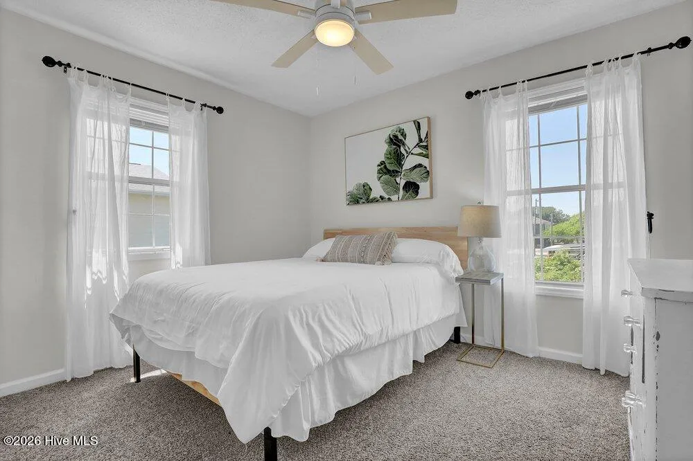 8007 8th Street Surf City, NC 28445