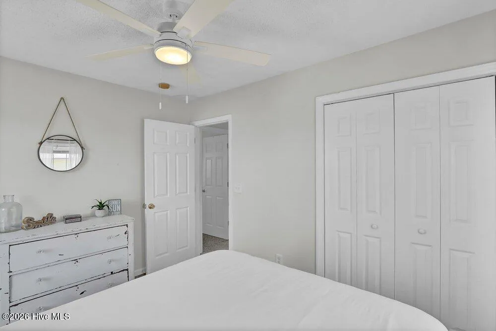 8007 8th Street Surf City, NC 28445