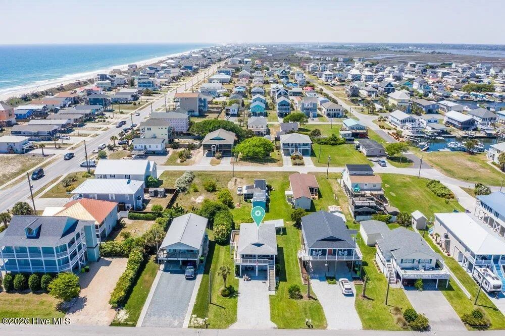 8007 8th Street Surf City, NC 28445