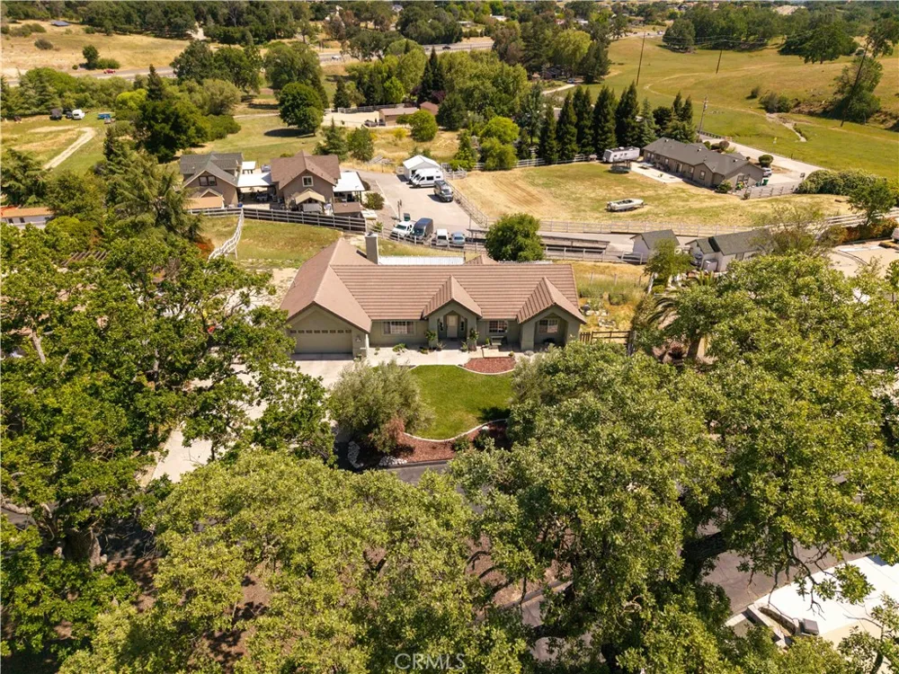 155 Eagle Creek Court Atascadero, CA 93422