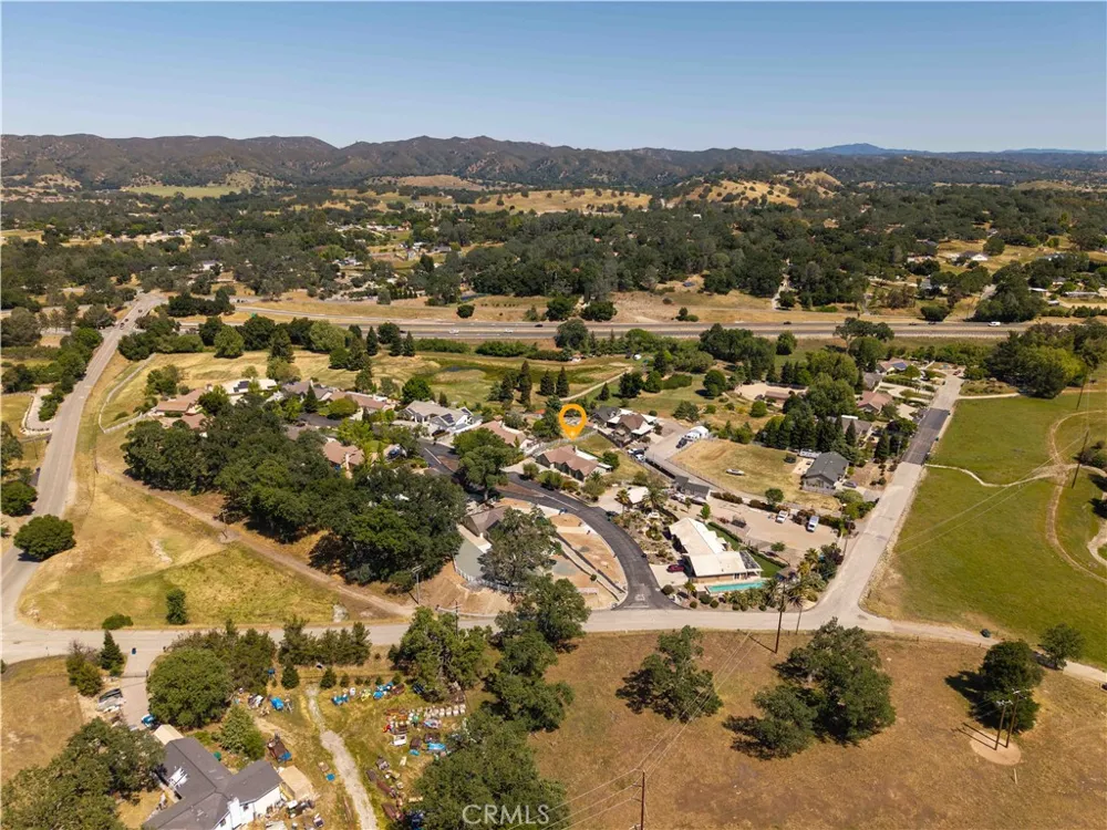 155 Eagle Creek Court Atascadero, CA 93422