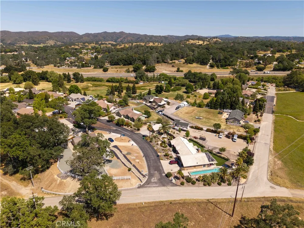 155 Eagle Creek Court Atascadero, CA 93422