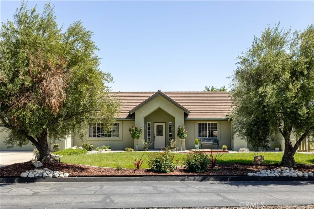155 Eagle Creek Court Atascadero, CA 93422