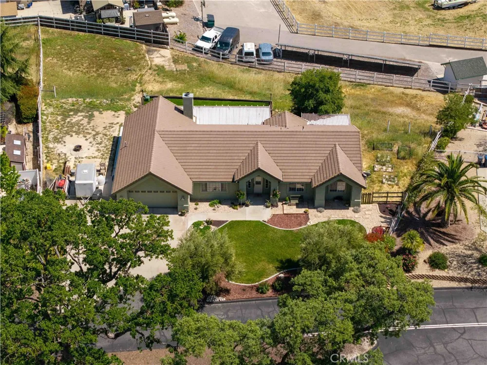 155 Eagle Creek Court Atascadero, CA 93422