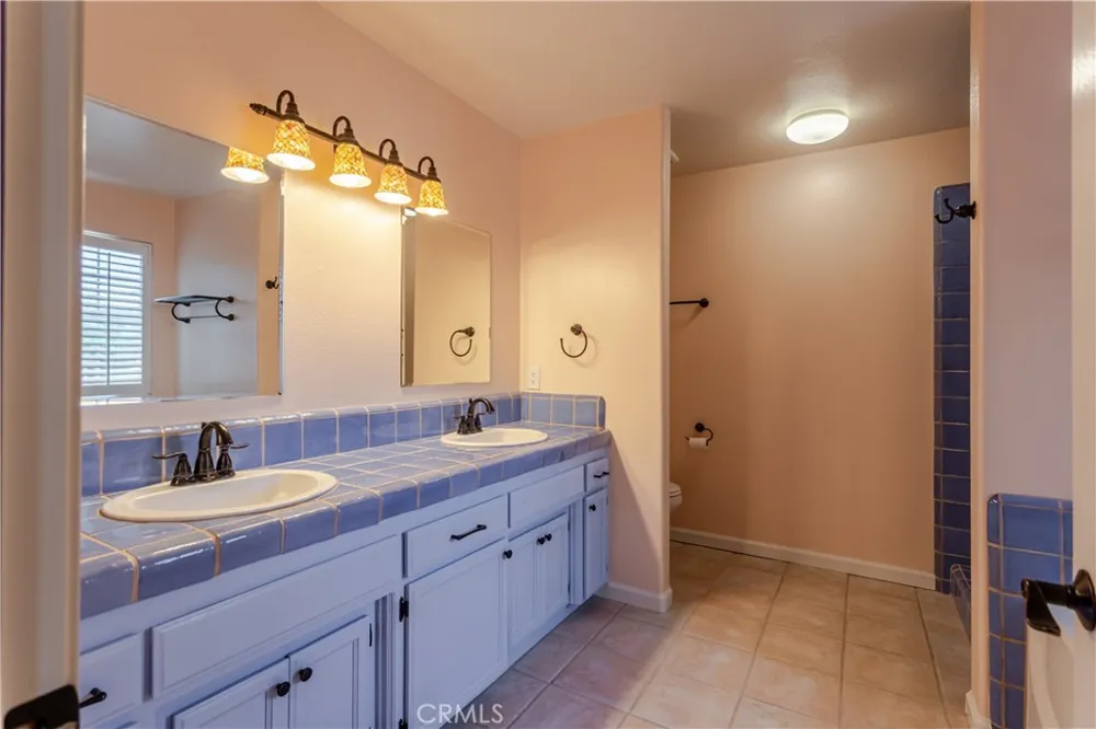 155 Eagle Creek Court Atascadero, CA 93422