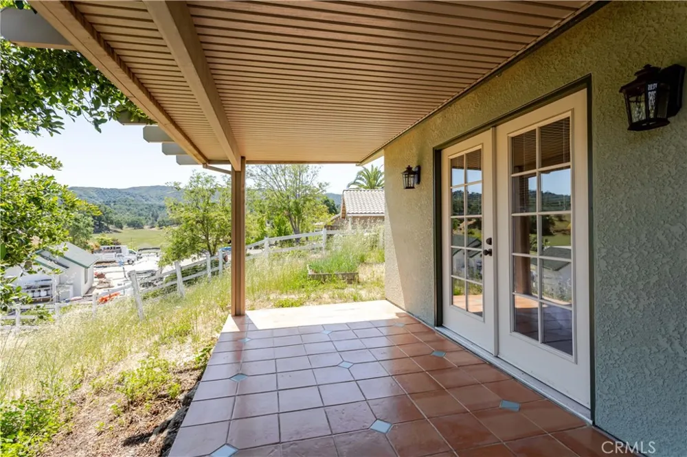 155 Eagle Creek Court Atascadero, CA 93422