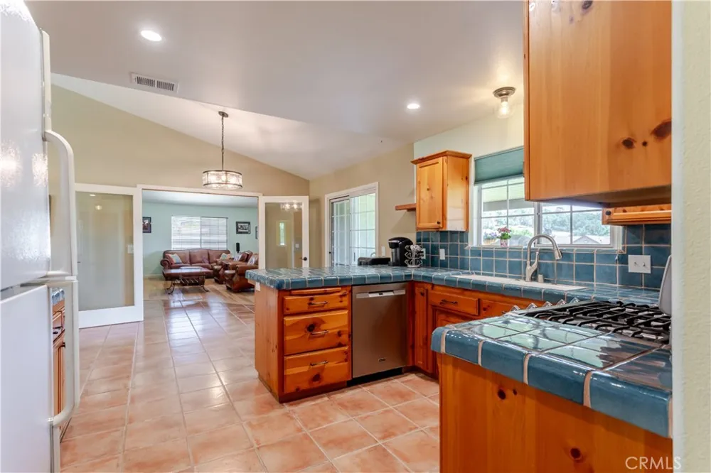 155 Eagle Creek Court Atascadero, CA 93422