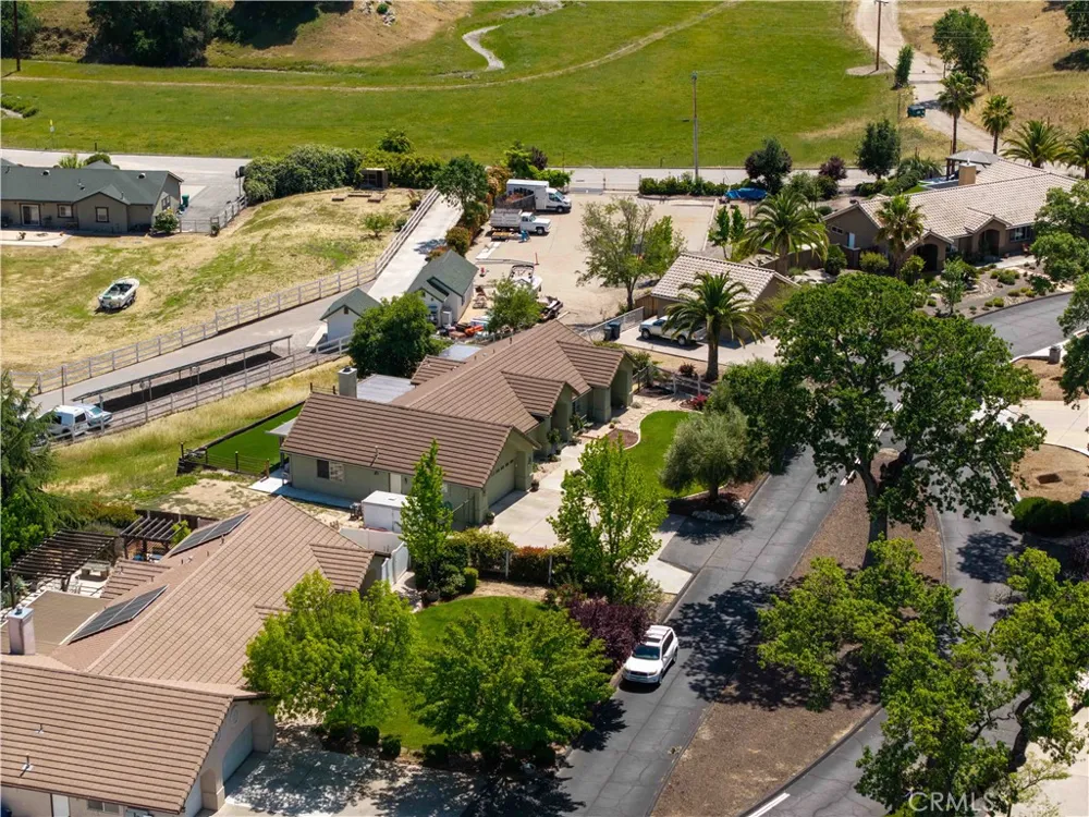 155 Eagle Creek Court Atascadero, CA 93422