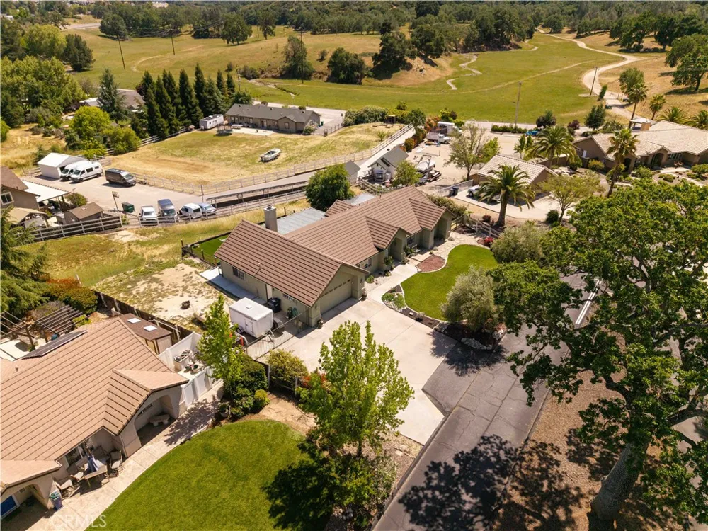 155 Eagle Creek Court Atascadero, CA 93422