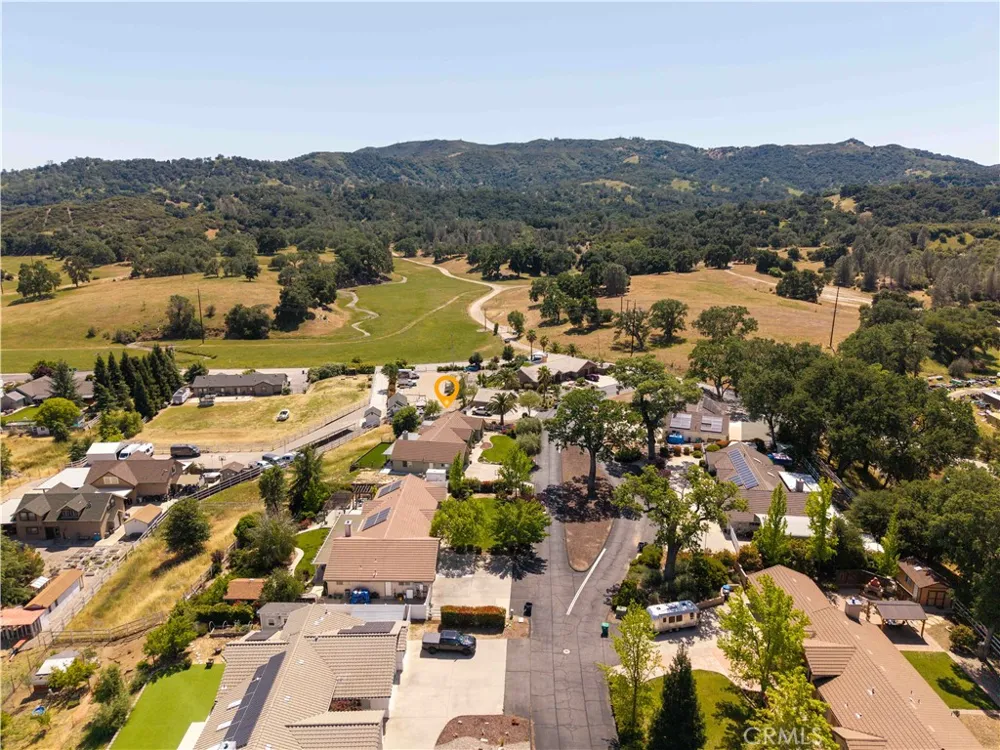 155 Eagle Creek Court Atascadero, CA 93422