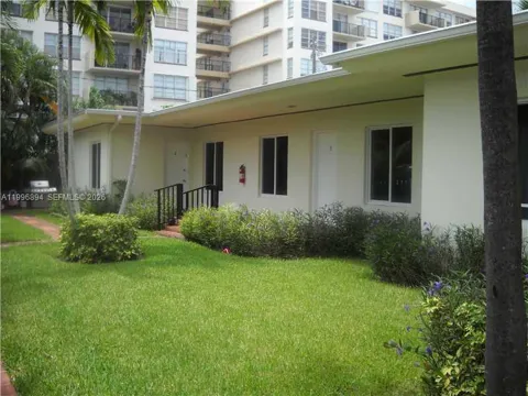 1040 92 ST #3