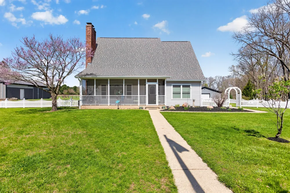 19501 B DRIVE S Eckford Township, MI 49068
