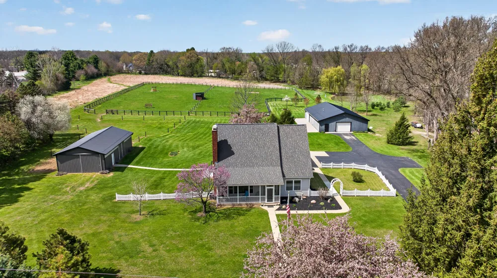 19501 B DRIVE S Eckford Township, MI 49068