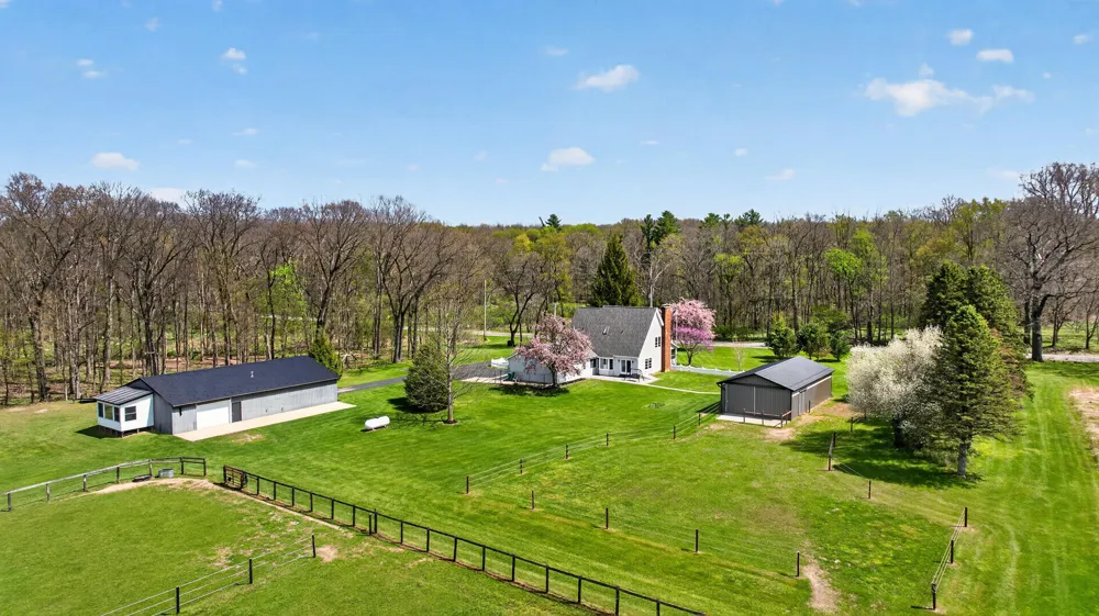 19501 B DRIVE S Eckford Township, MI 49068
