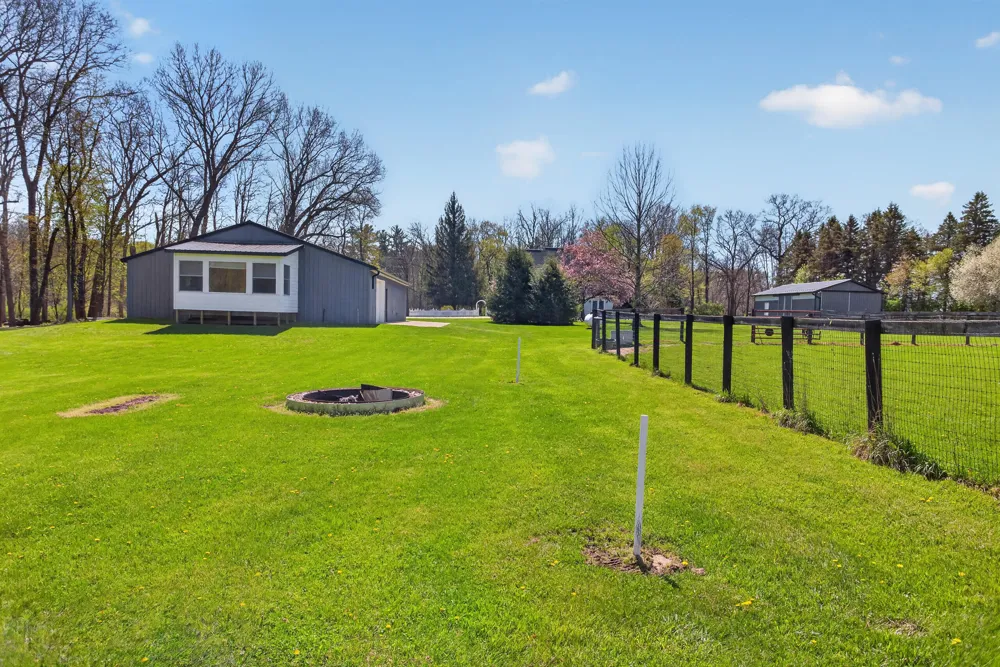 19501 B DRIVE S Eckford Township, MI 49068