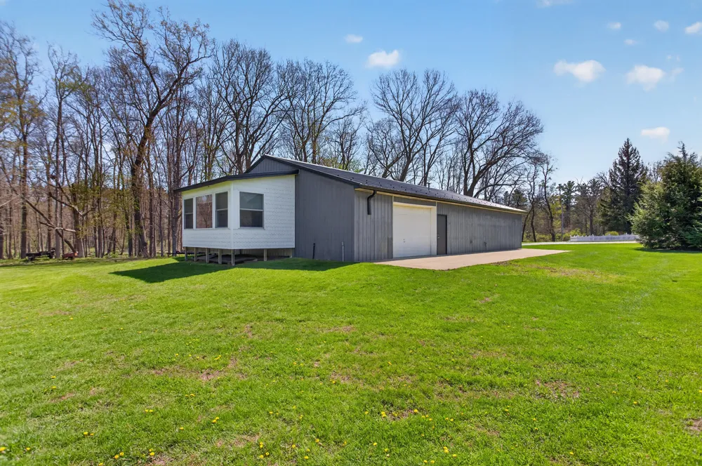 19501 B DRIVE S Eckford Township, MI 49068