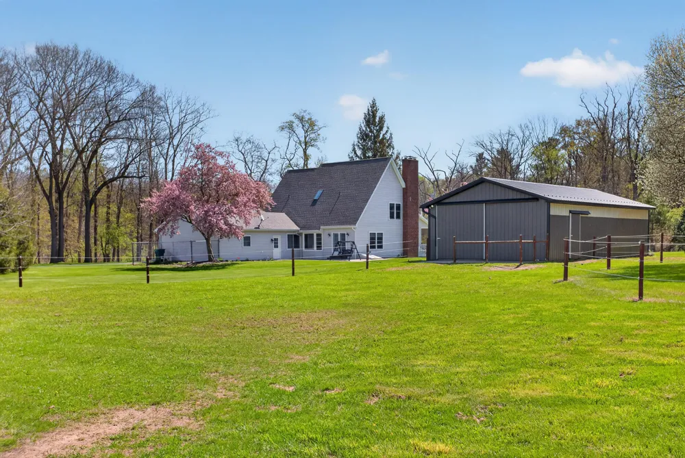 19501 B DRIVE S Eckford Township, MI 49068