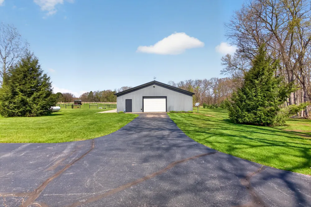 19501 B DRIVE S Eckford Township, MI 49068