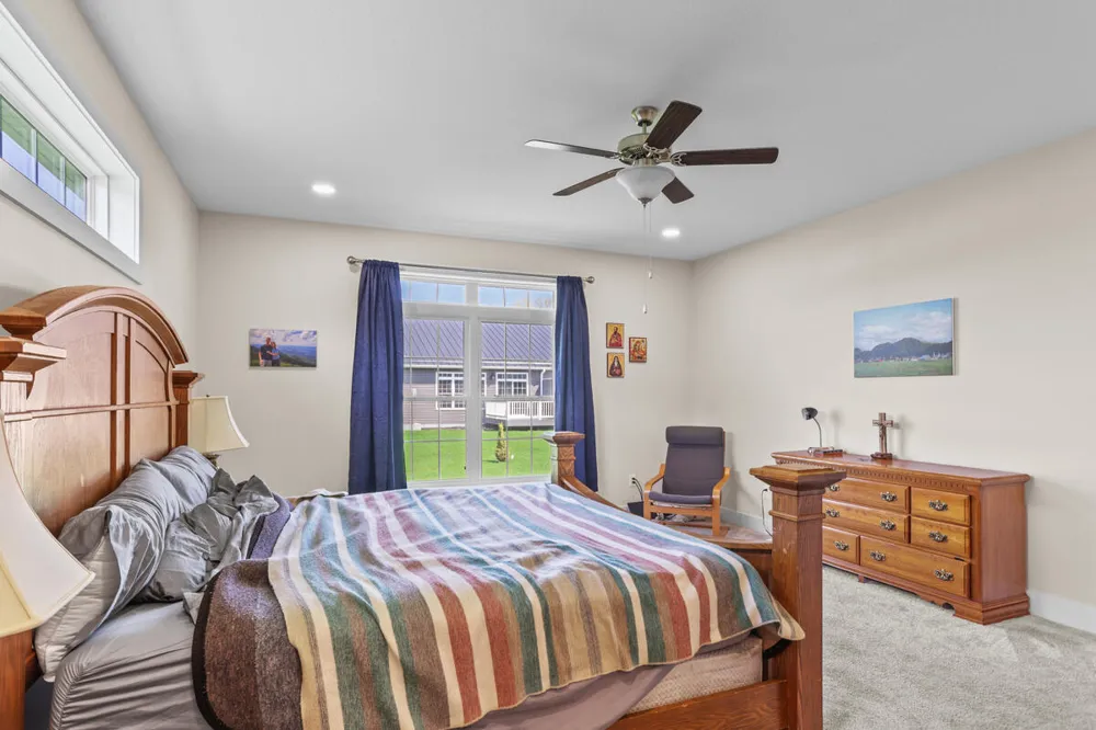 243 Auseon Court Hillsdale, MI 49242