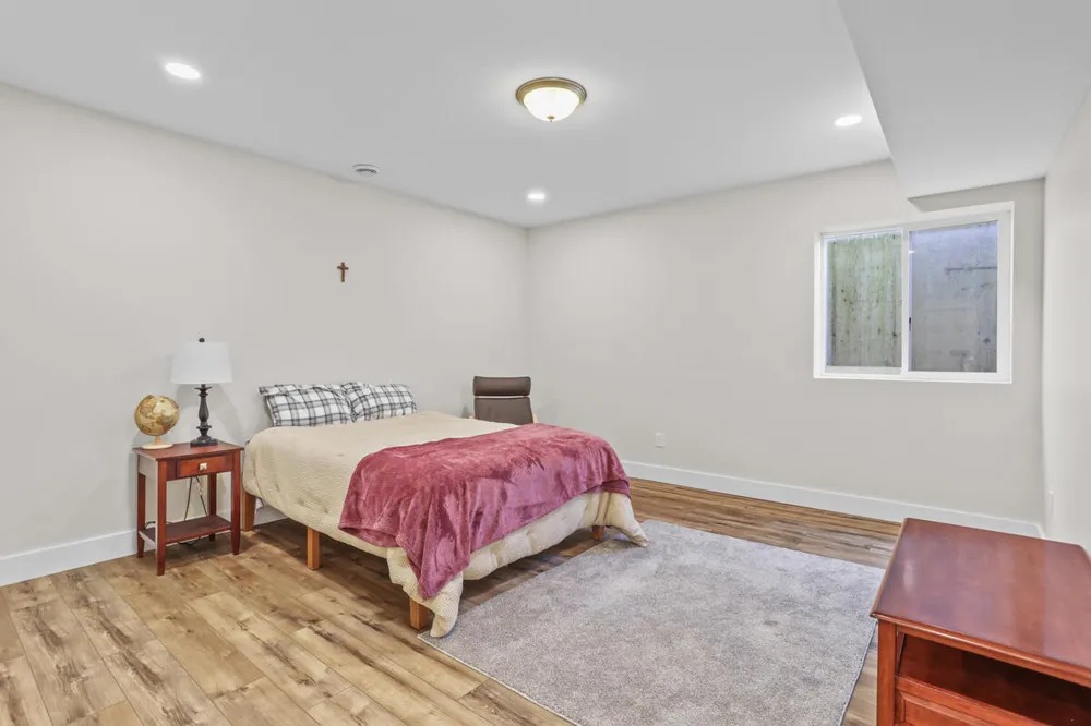 243 Auseon Court Hillsdale, MI 49242