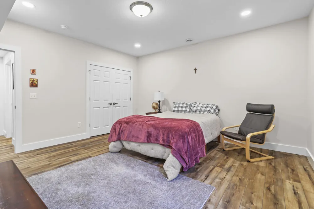 243 Auseon Court Hillsdale, MI 49242