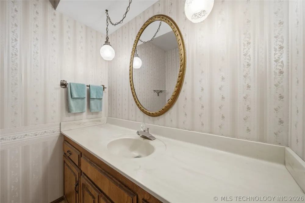 5202 W Rupe Avenue Enid, OK 73703
