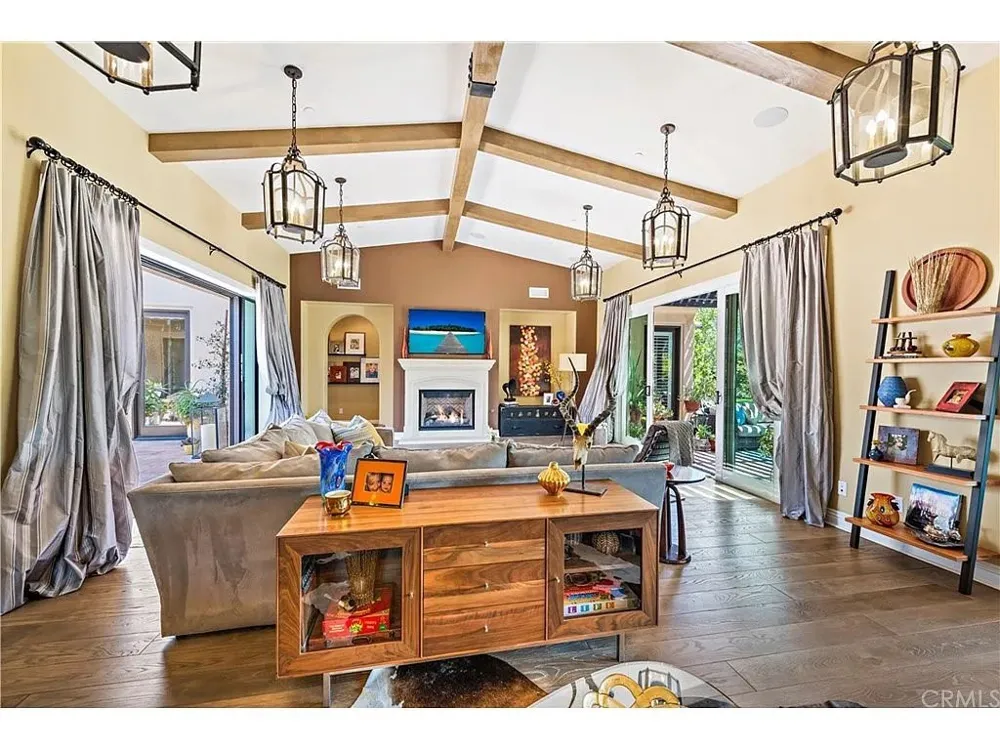 9 Paniolo Road Ladera Ranch, CA 92694